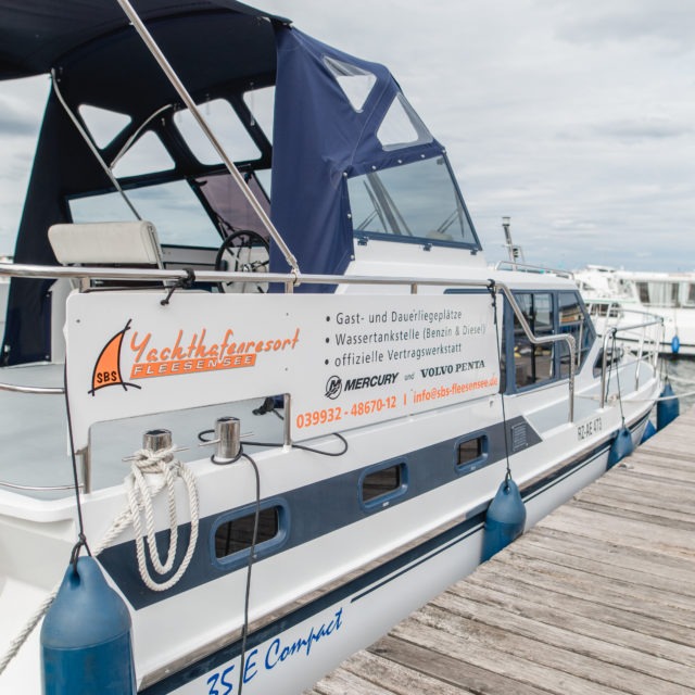 Yachthafenresort Fleesensee I🛥 www.sbs-fleesensee.de I Yachtverleih
