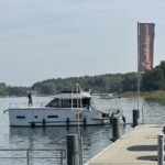 Boot auf dem Fleesensee, ideal für Wassersport und Freizeitaktivitäten.
